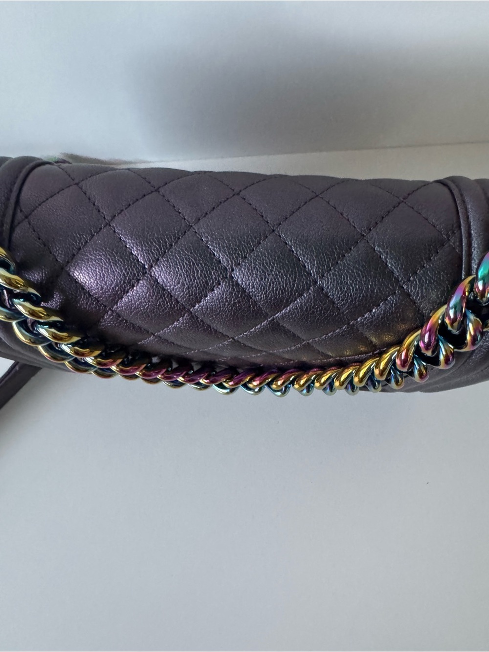Chanel Small Iridescent Black Quilted Boy Bag with Multicolor Chain - Picture 6 of 12